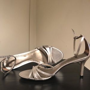 Ann Taylor Heels- brand New (silver/platinum)
